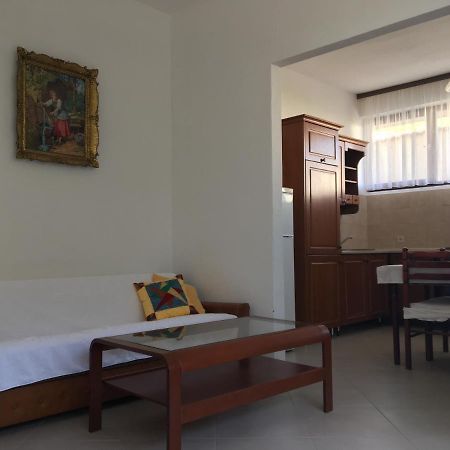 Hilda Vela Apartment พอดโกรา ภายนอก รูปภาพ