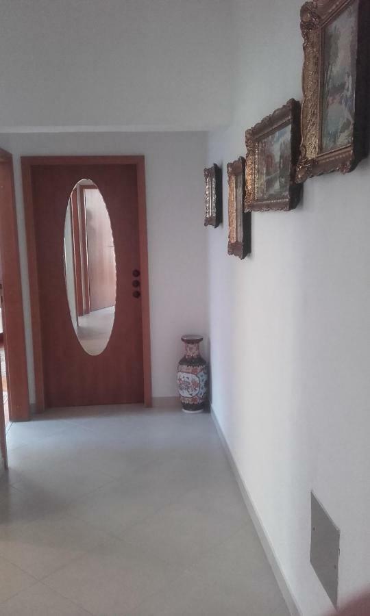 Hilda Vela Apartment พอดโกรา ภายนอก รูปภาพ